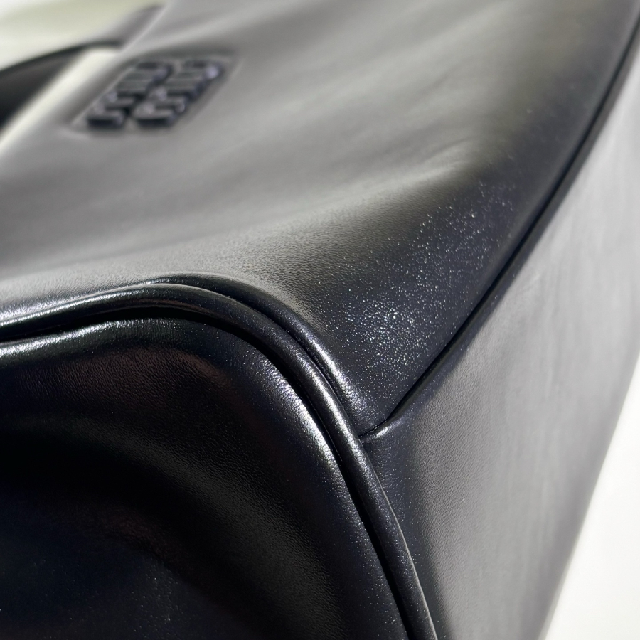 미우미우 아방츄어 소가죽 가방 5BC182 블랙08.jpg