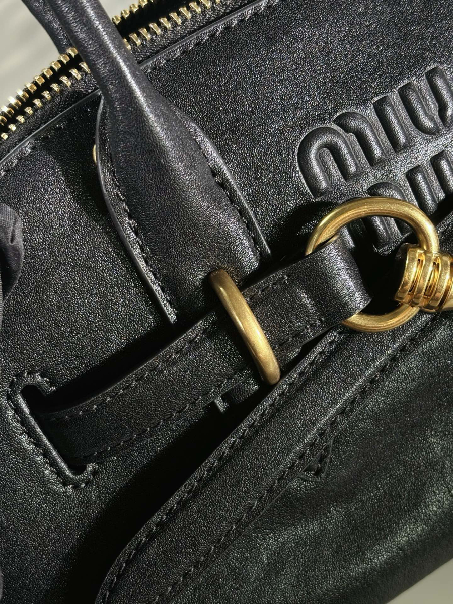 미우미우 아벙츄어 나파 레더 탑 핸들 스몰 백 블랙 5BB169 2816.510cm6.jpg