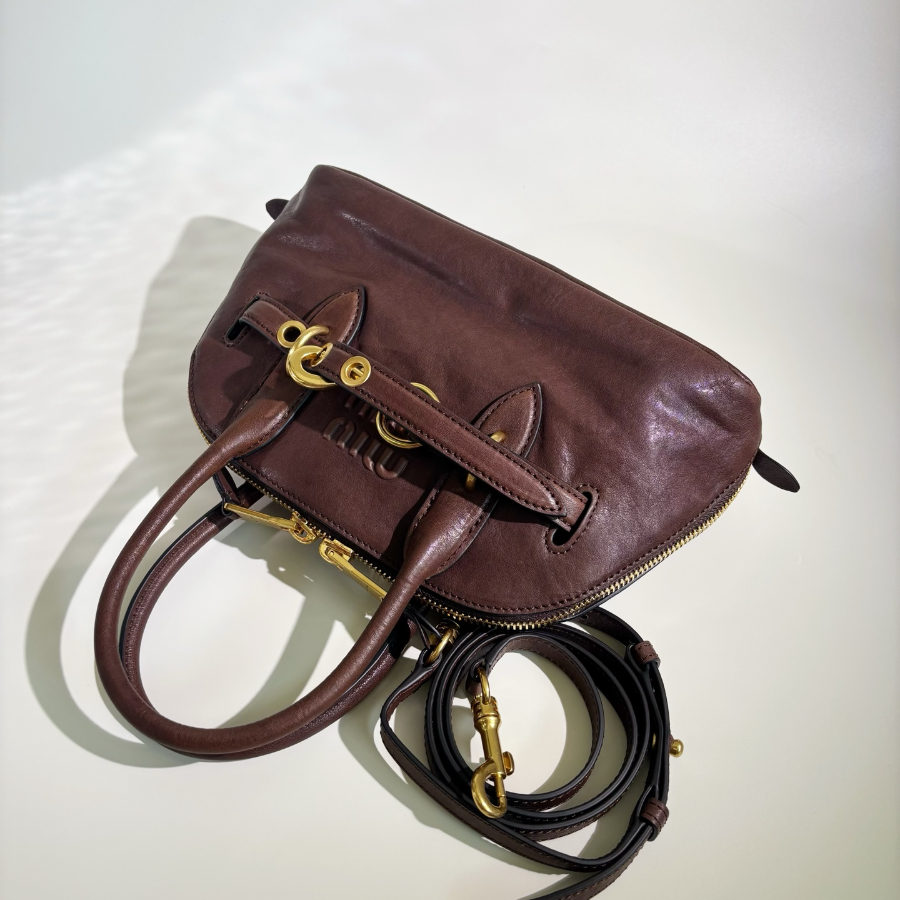 미우미우 아벙츄어 나파 레더 탑 핸들 스몰 백 와인 5BB169 2816.510cm4.jpg