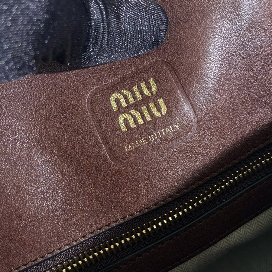 미우미우 아벙츄어 나파 레더 탑 핸들 스몰 백 와인 5BB169 2816.510cm8.jpg
