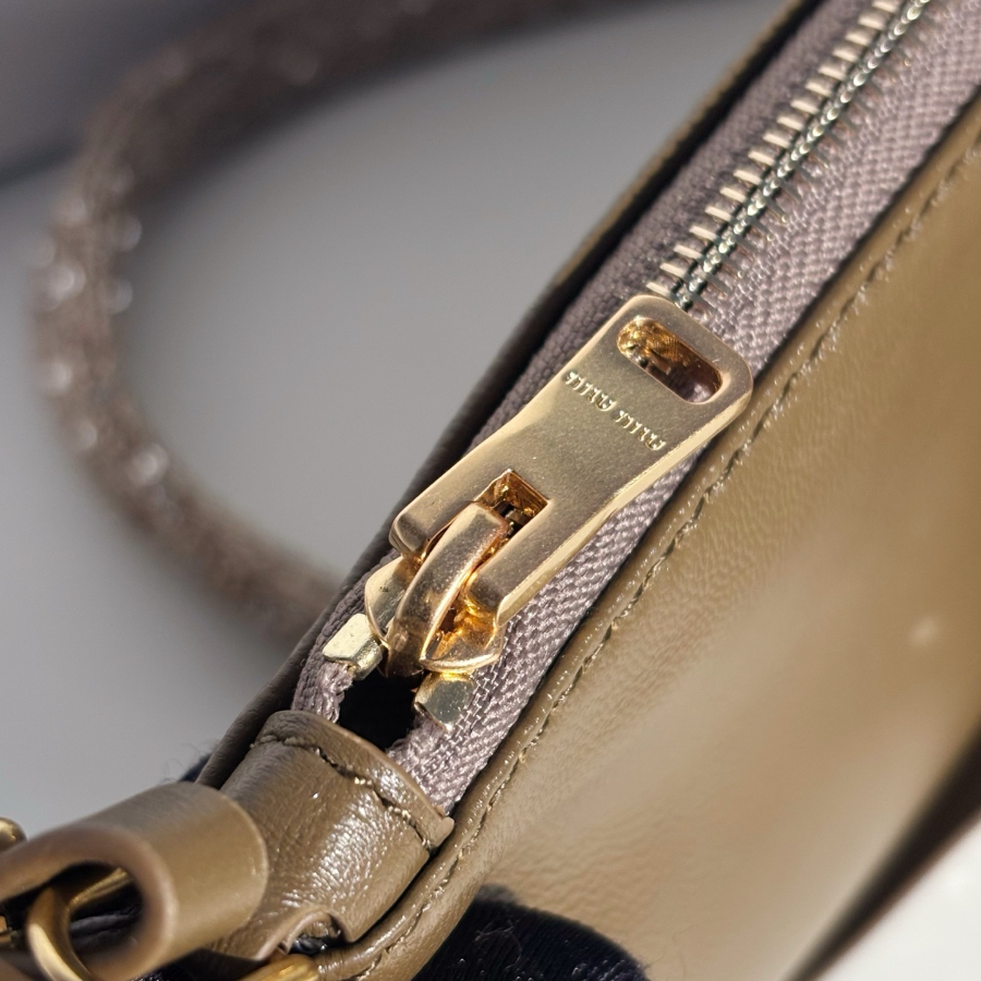 미우미우 아이비 스팽글 메쉬 백 5BG231 3540cm 라이트 브라운09.jpg