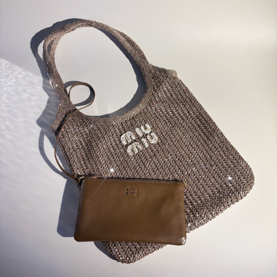 미우미우 아이비 스팽글 메쉬 백 5BG231 3540cm 라이트 브라운01.jpg