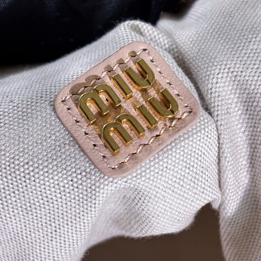 미우미우 아이비 스팽글 메쉬 백 5BG231 3540cm 핑크9.jpg