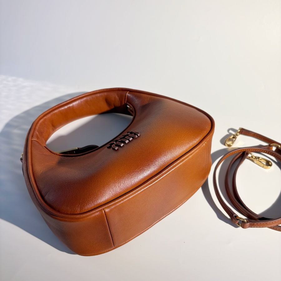 미우미우 완더 빈티지 소가죽 백 5BC125 20176cm 브라운7.jpg