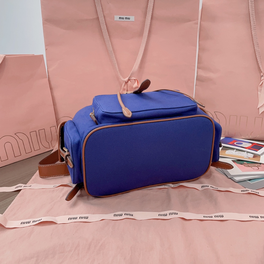 미우미우 캔버스 앤 레더 백팩 콘플라워 블루 브랜디 5BZ042 29.52512.5cm5.jpg