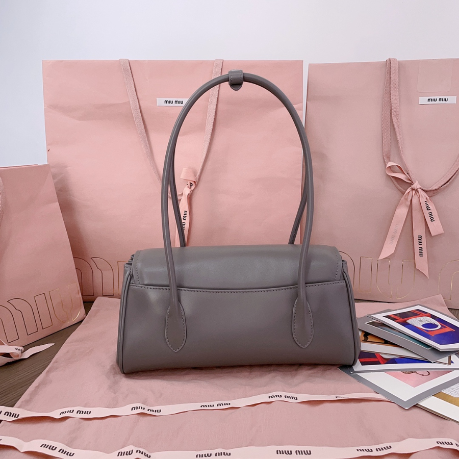 미우미우 레더 숄더백 5BD265 281511cm 그레이2.jpg