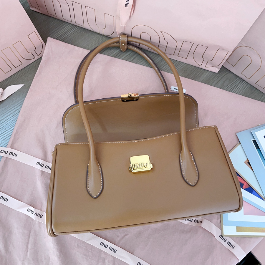 미우미우 레더 숄더백 5BD265 281511cm 꼬냑5.jpg