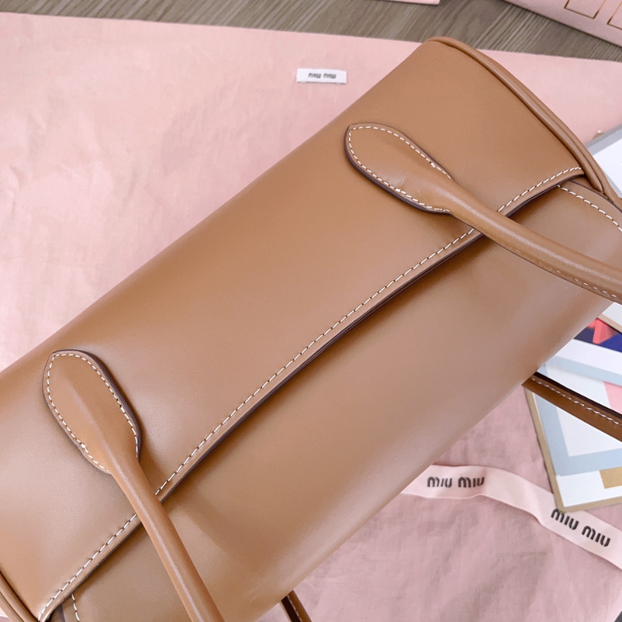 미우미우 레더 숄더백 5BD265 281511cm 꼬냑7.jpg