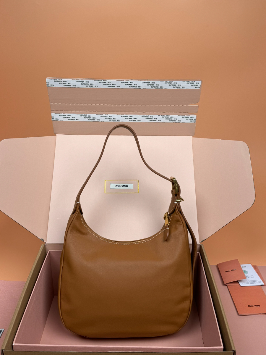 미우미우 레더 호보백 숄더백 5BP177 27279cm 카라멜2.jpg