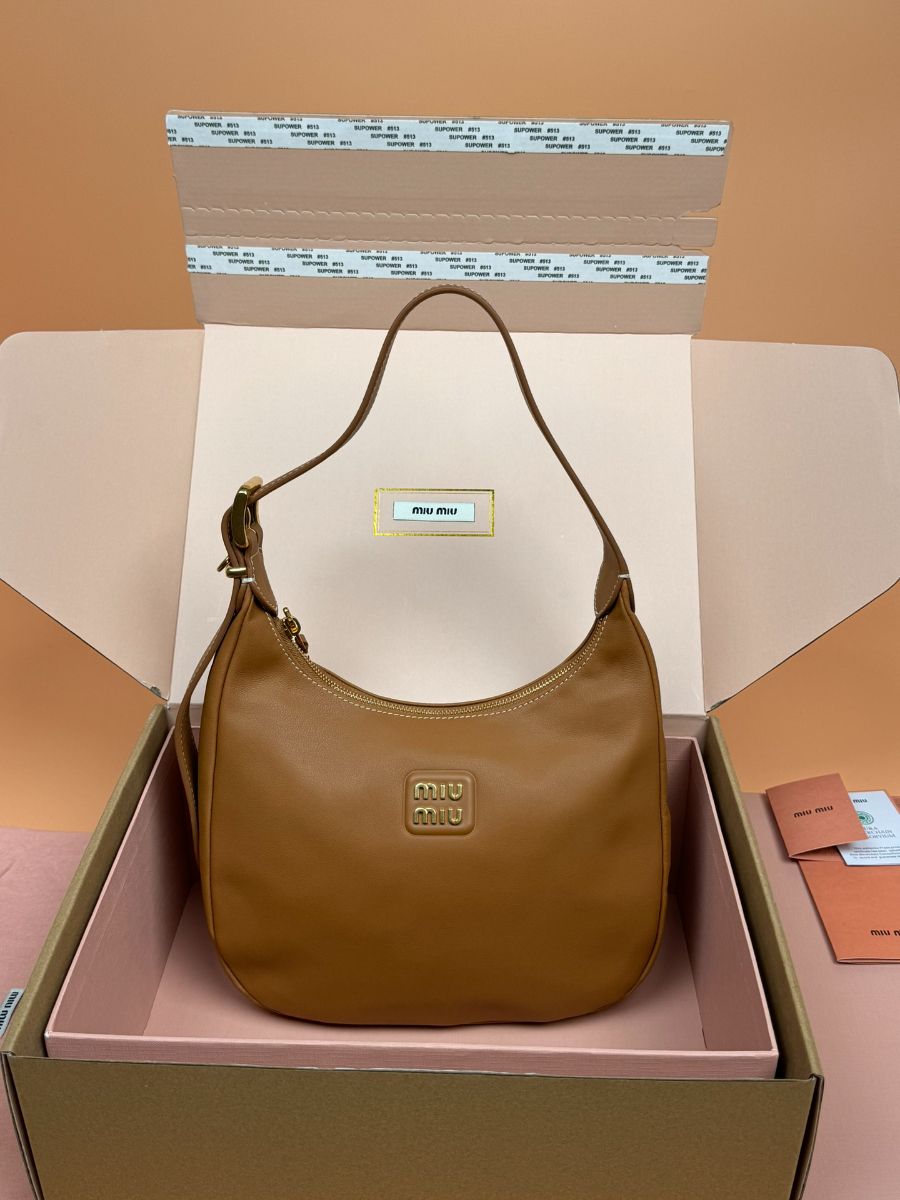 미우미우 레더 호보백 숄더백 5BP177 27279cm 카라멜1.jpg