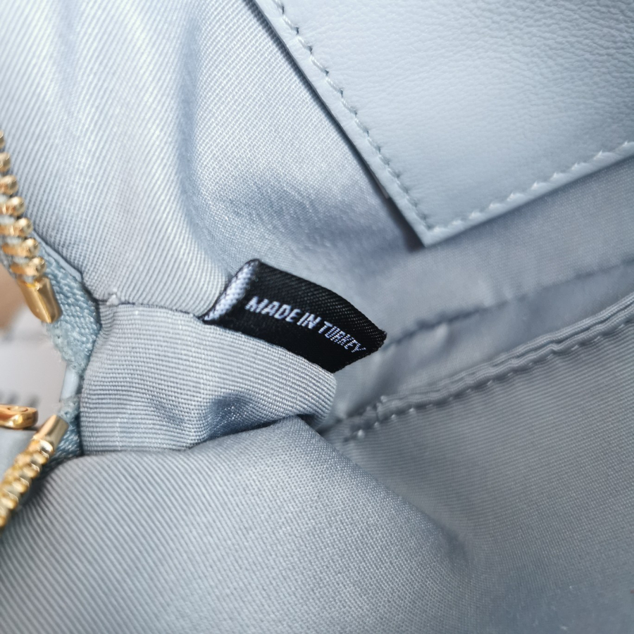 미우미우 마테라쎄 나파 가죽 미니백 5BP0 18105cm 남회색9.jpg