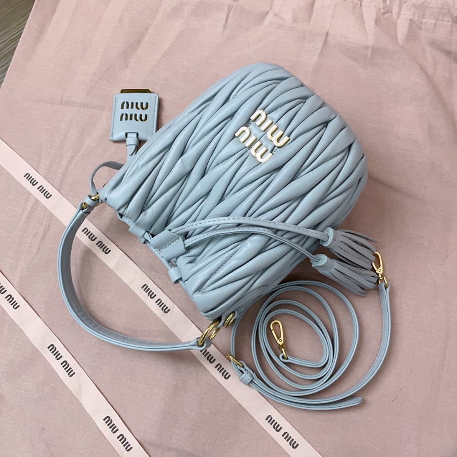 미우미우 마테라쎄 나파 버킷백 5BE085 그레이 171510cm5.jpg