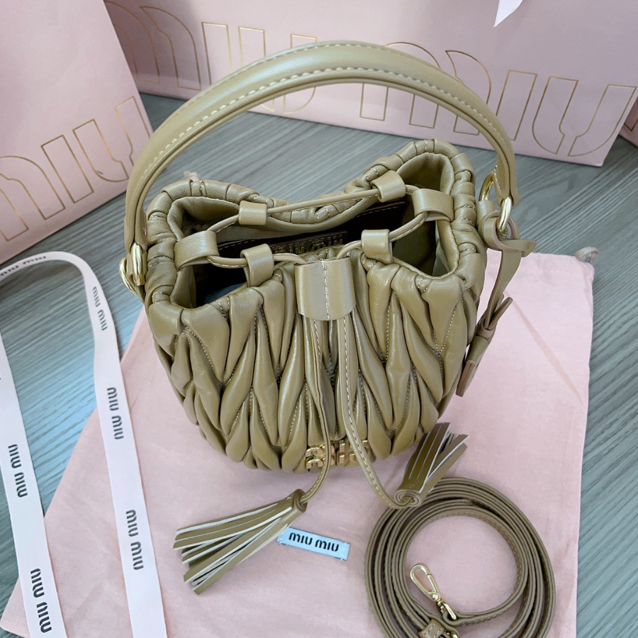 미우미우 마테라쎄 나파 버킷백 5BE085 브라운 171510cm8.jpg