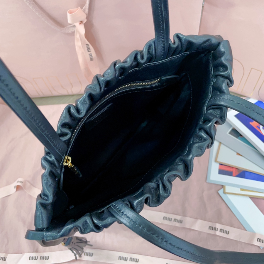 미우미우 조이 나파 레더 백 5BG303 2831cm 블랙5.jpg