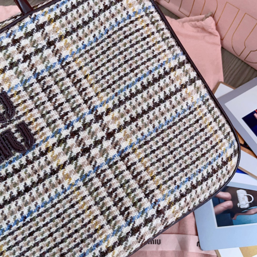 미우미우 캔버스 앤 레더 보 백 하운드투스 342312cm 5BB1178.jpg