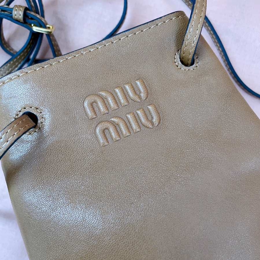 미우미우 나파 가죽 미니 백 5NF460 17146cm 브라운7.jpg