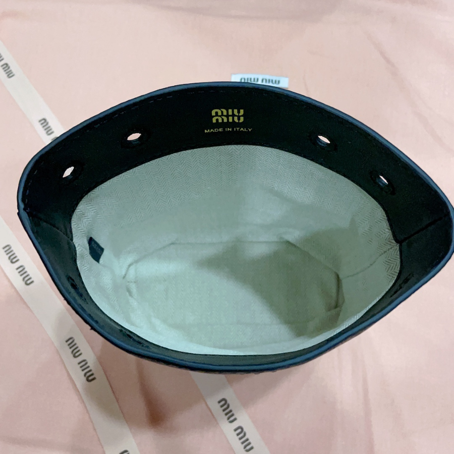 미우미우 나파 가죽 미니 백 5NF460 17146cm 블랙8.jpg