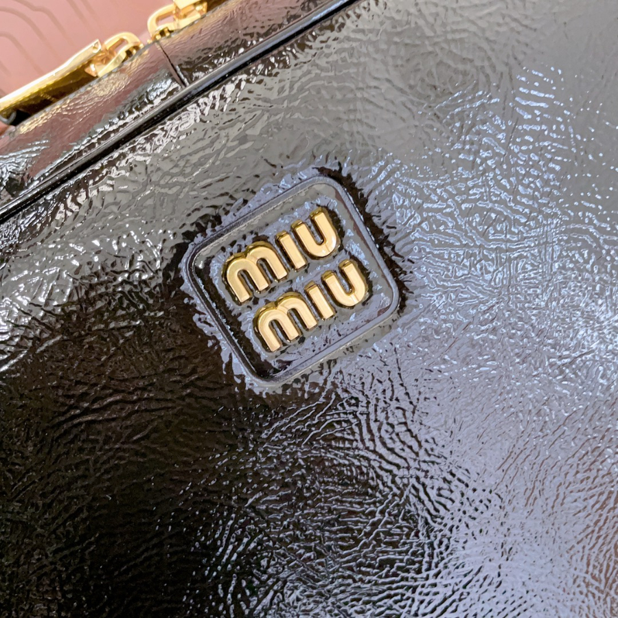 미우미우 나플락 페이던트 가죽 보 백 블랙 5BB117 342312cm8.jpg