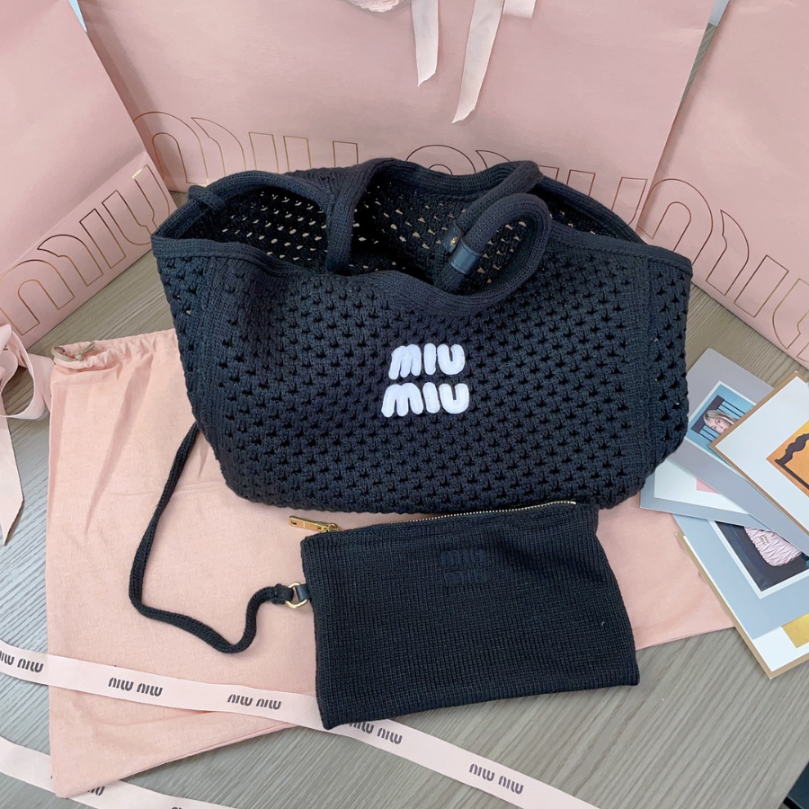 미우미우 모노그램 니트 토트백 282612.5cm 블랙4.jpg