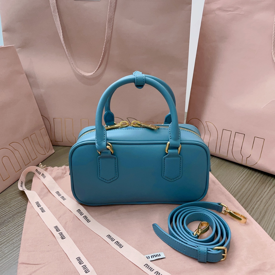 미우미우 아르카디 가죽 백 5BB142 2210.57.5cm 파보니누스2.jpg