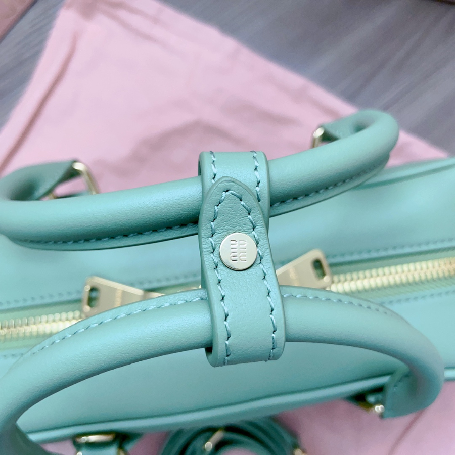 미우미우 아르카디 가죽 백 5BB148 27129cm 그린6.jpg