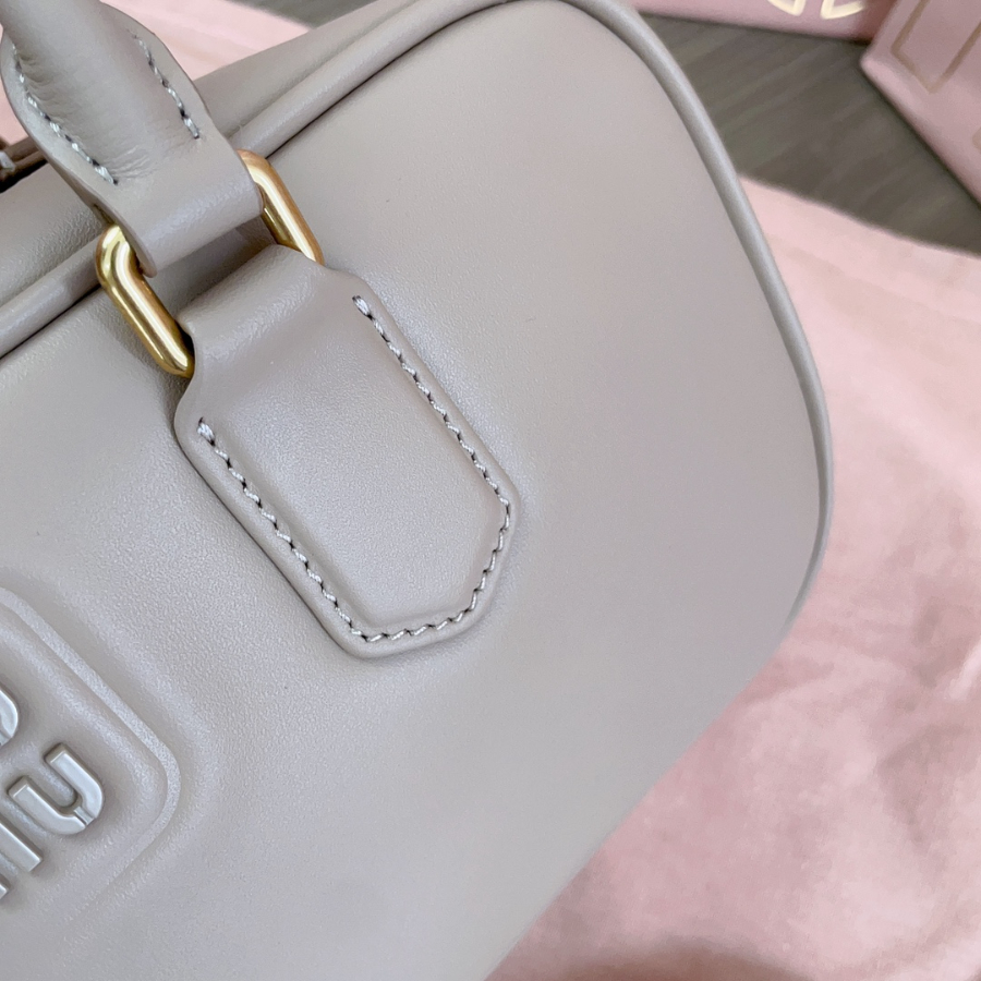 미우미우 아르카디 가죽 백 5BB148 27129cm 라이트 브라운7.jpg