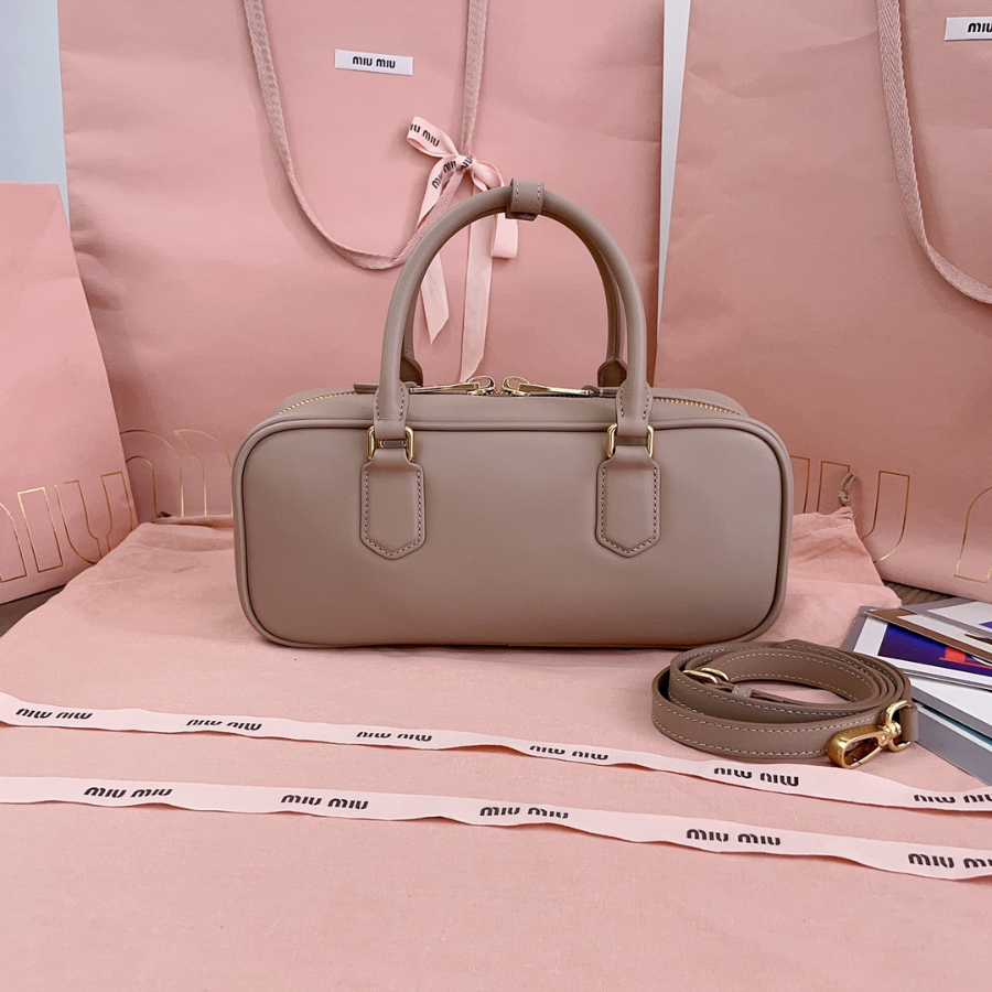 미우미우 아르카디 가죽 백 5BB148 27129cm 라이트 브라운2.jpg
