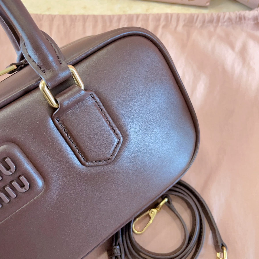 미우미우 아르카디 가죽 백 5BB148 27129cm 와인7.jpg