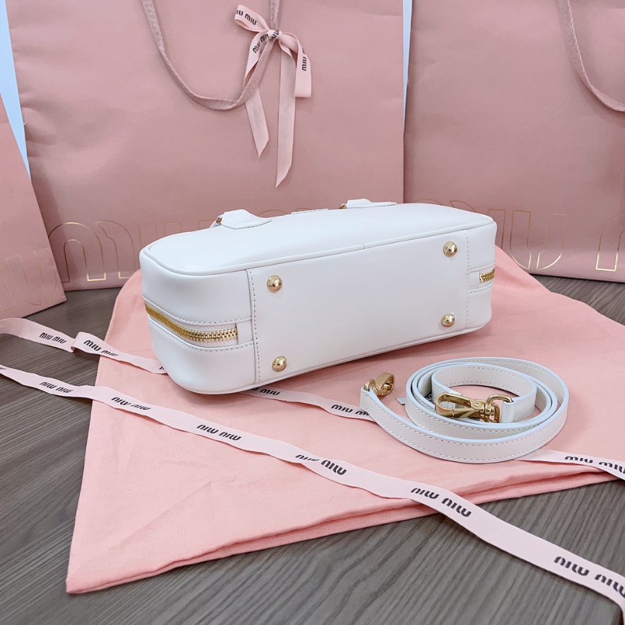 미우미우 아르카디 가죽 백 5BB148 27129cm 화이트4.jpg