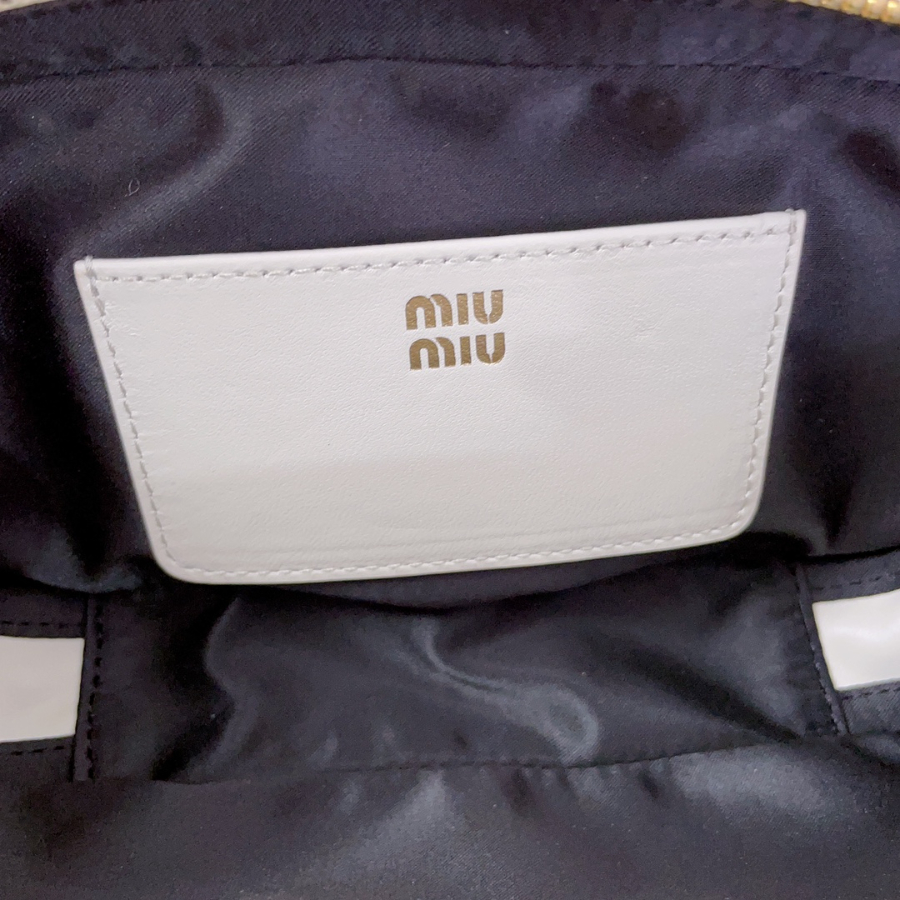 미우미우 아르카디 마테라쎄 나파 가죽 미니 백 19105cm 5BP088 화이트8.jpg