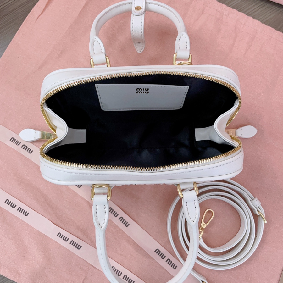 미우미우 아르카디 마테라쎄 나파 가죽 미니 백 19105cm 5BP088 화이트5.jpg