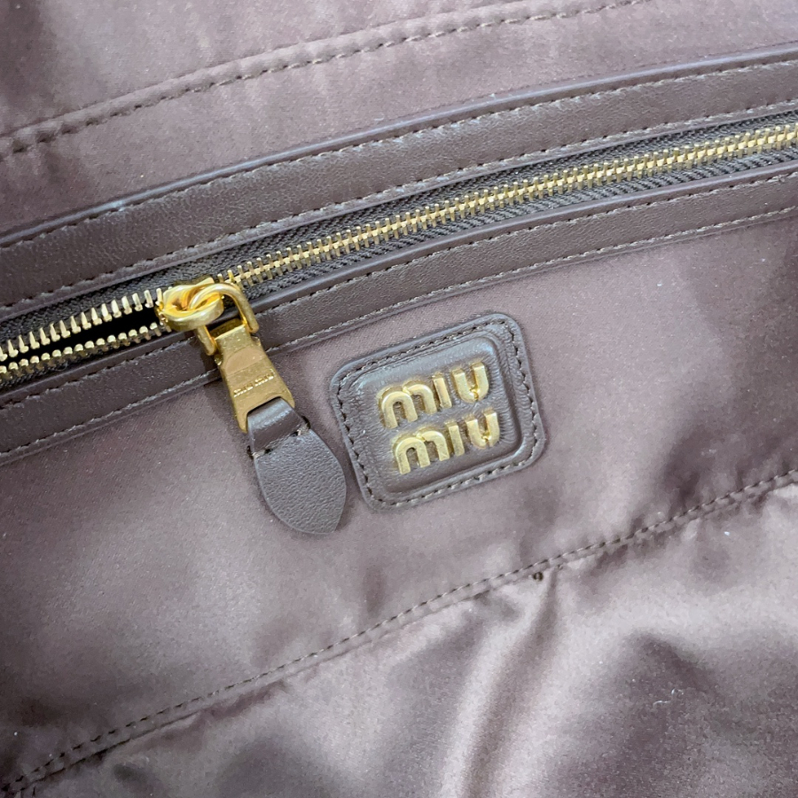 미우미우 아르카디 마테라쎄 나파 가죽 백 5BB148 27129cm 초콜릿9.jpg