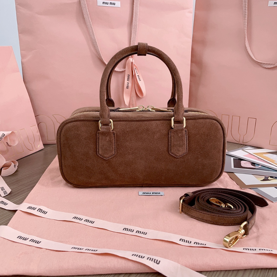 미우미우 아르카디 스웨이드 백 5BB148 27129cm 다크 브라운2.jpg