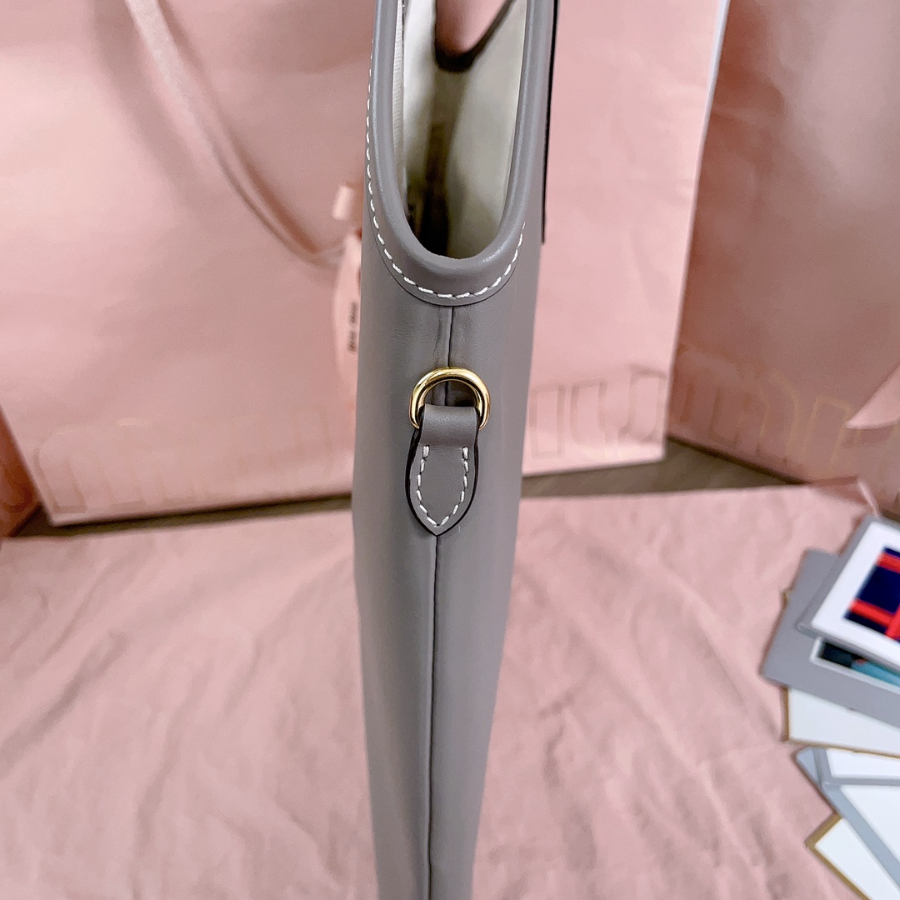 미우미우 아이비 가죽 백 3540cm 5BG231 그레이5.jpg