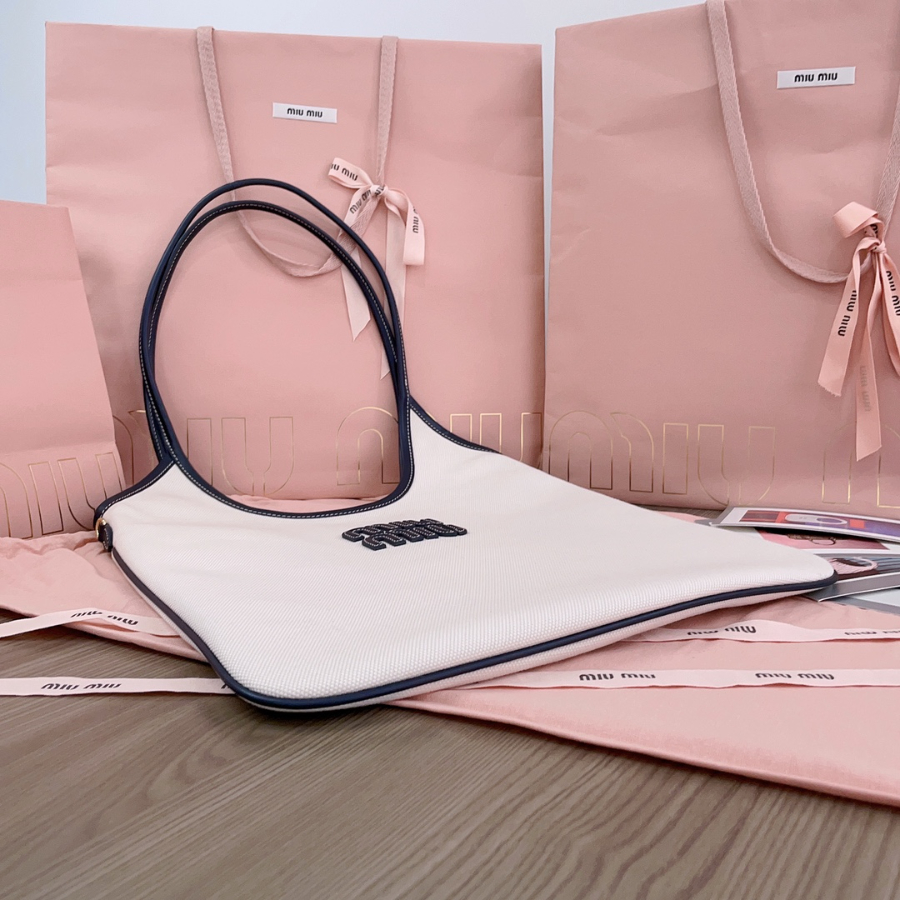 미우미우 아이비 캔버스 백 3540cm 5BG231 블랙4.jpg