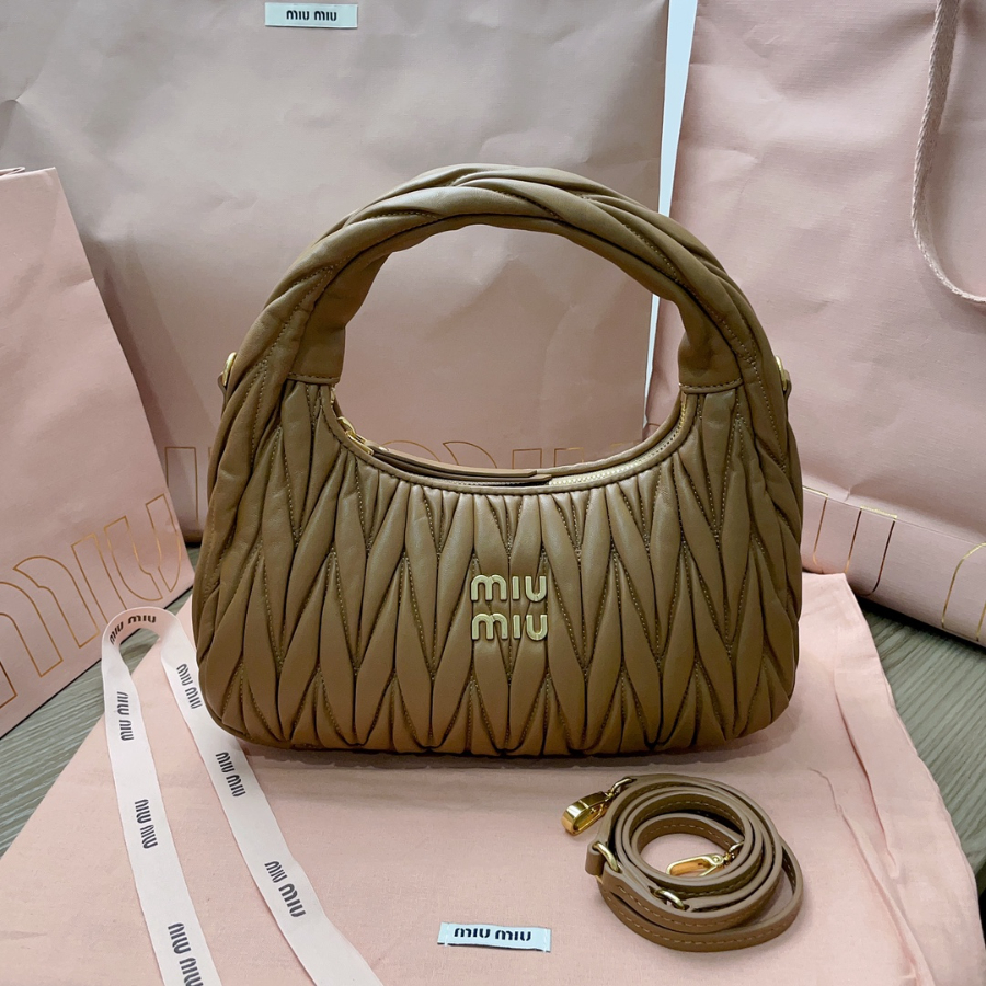 미우미우 완더 마테라쎼 나파 가죽 호보 백 5BC153 25187cm 커피1.jpg