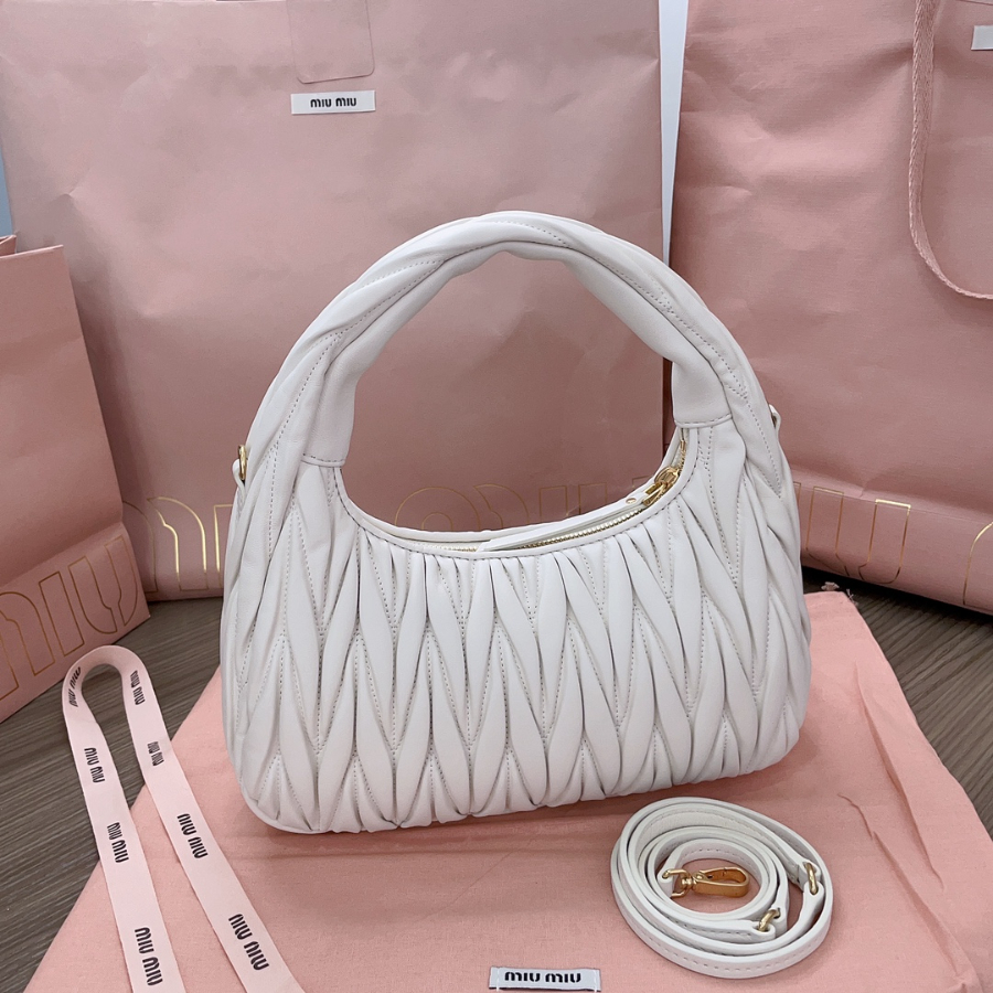 미우미우 완더 마테라쎼 나파 가죽 호보 백 5BC153 25187cm 화이트2.jpg