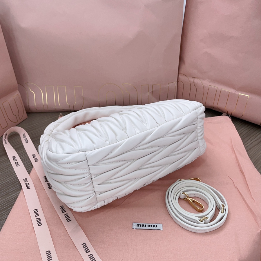 미우미우 완더 마테라쎼 나파 가죽 호보 백 5BC153 25187cm 화이트6.jpg
