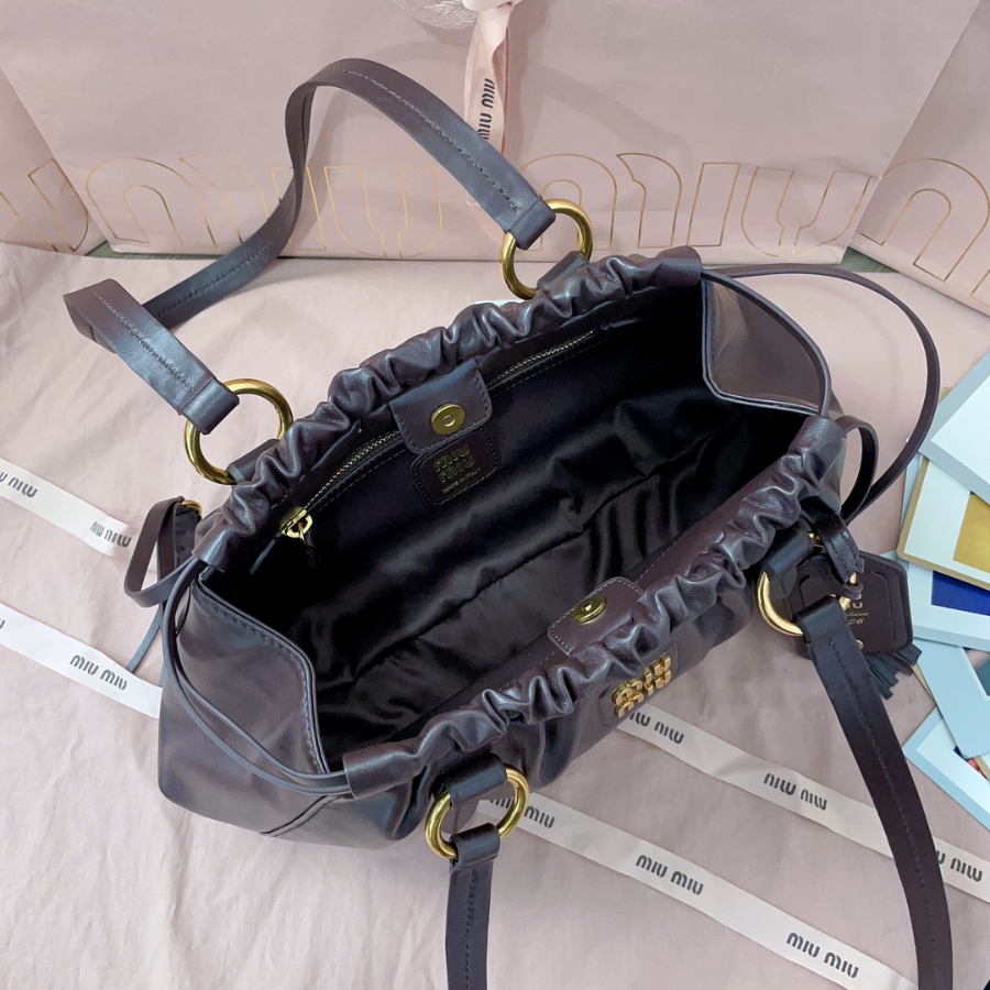 미우미우 쥬아 나파 백 와인 5BG306 321610.5cm6.jpg