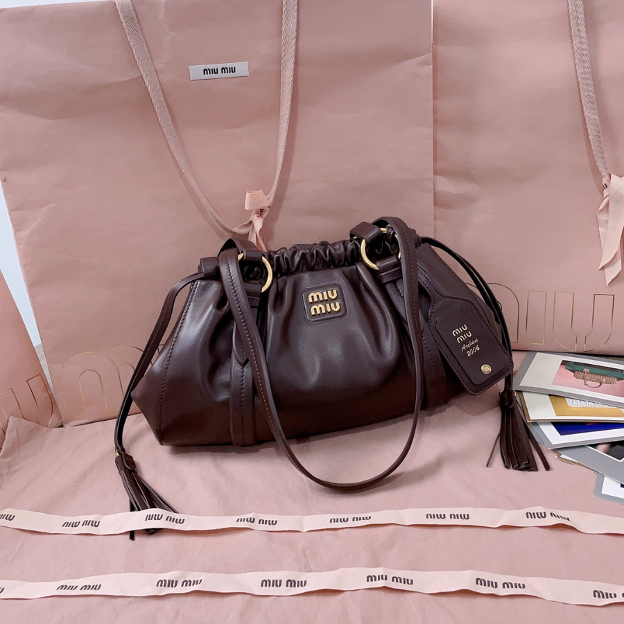 미우미우 쥬아 나파 백 와인 5BG306 321610.5cm4.jpg