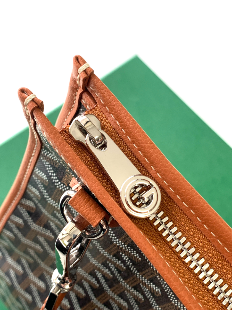 고야드 모르방 도큐먼트 케이스 브라운 396.529m7.jpg