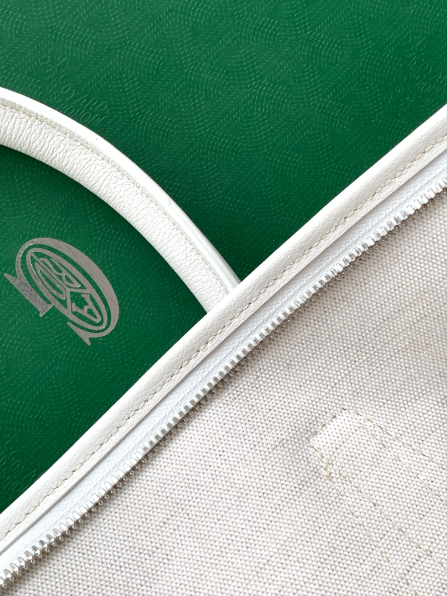 고야드 모르방 도큐먼트 케이스 화이트 396.529m9.jpg