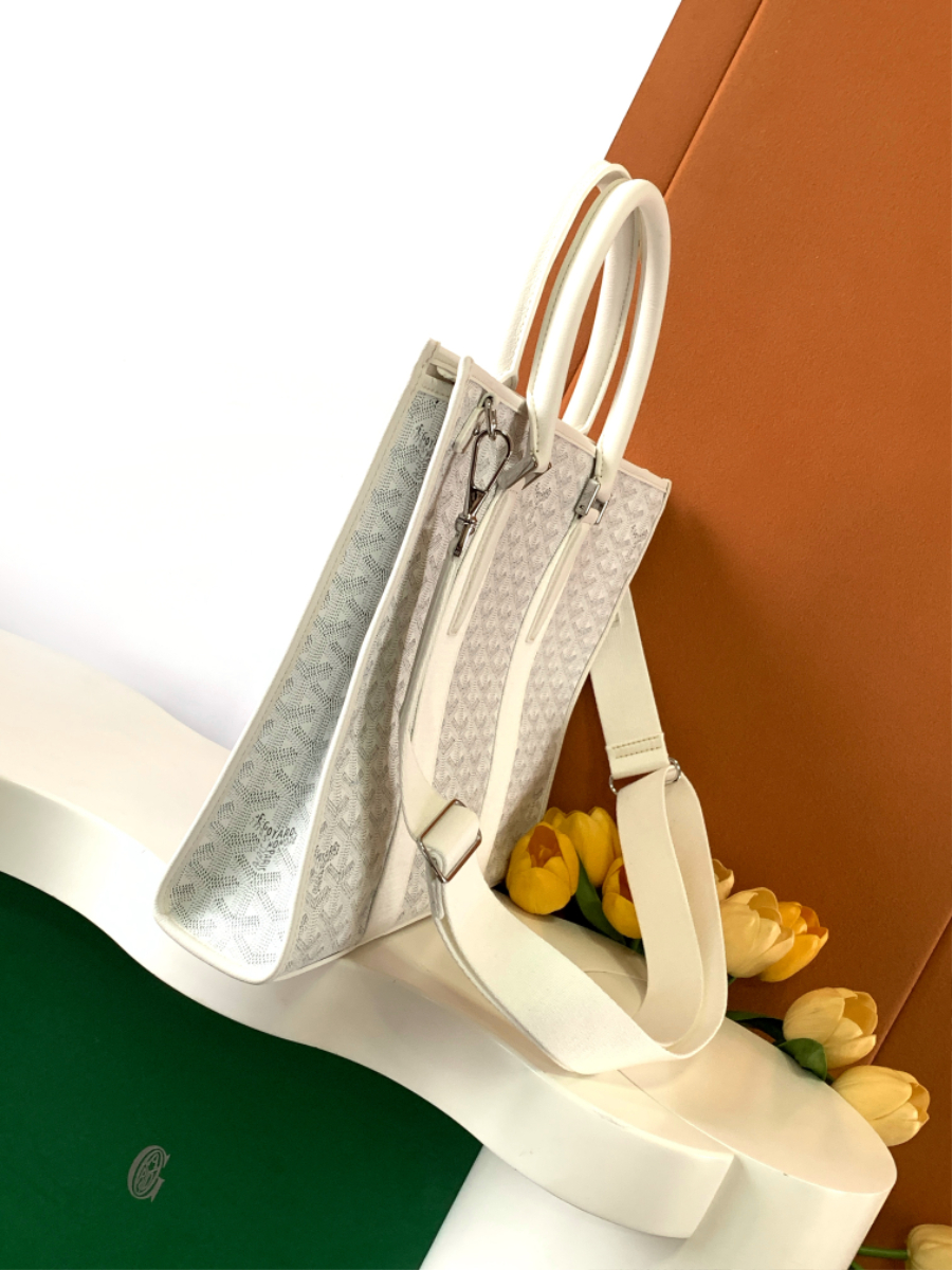 고야드 모르방 도큐먼트 케이스 화이트 396.529m4.jpg