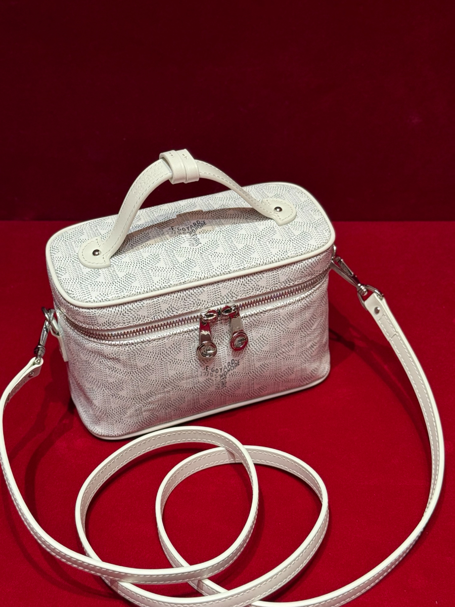 고야드 뮤즈 바니티 16810cm 화이트05.jpg