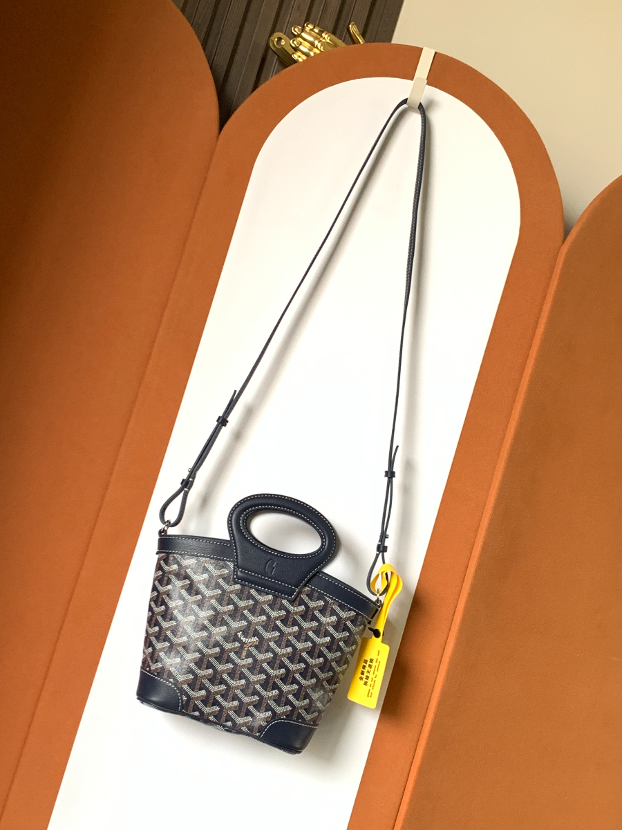 고야드 벨루가 미니백 네이비 23818.5cm01.jpg