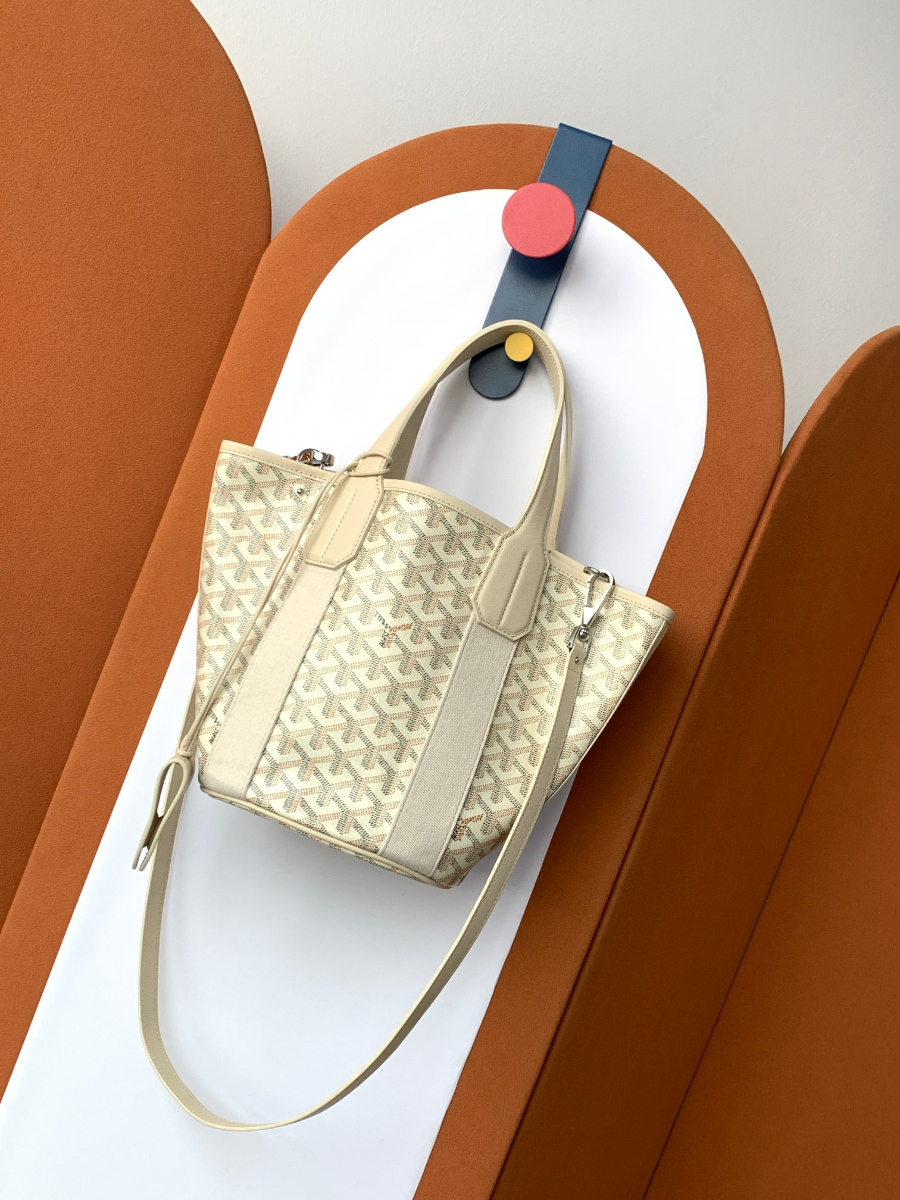 고야드 벨하라 하트 백 241418cm 6종02.jpg