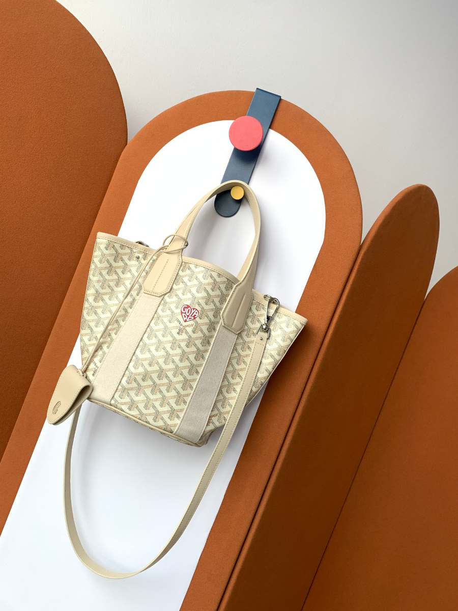 고야드 벨하라 하트 백 241418cm 6종05.jpg