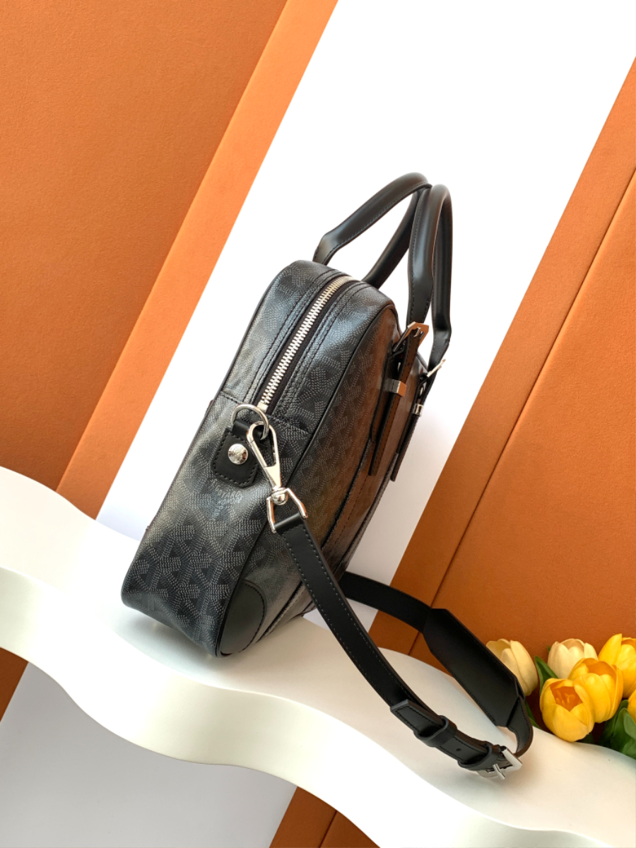 고야드 암바사드 도큐먼트 케이스 블랙 38.510.527.5cm4.jpg