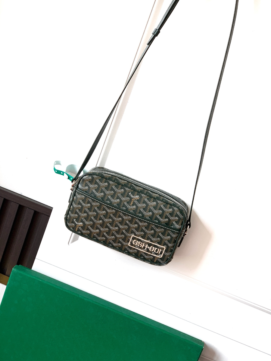 고야드 캅베르백 다크 그린 136.522cm01.jpg